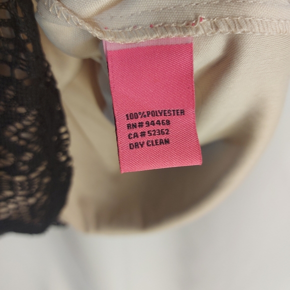 BetseyJohnson size 8 color black and cream - Picture 7 of 14